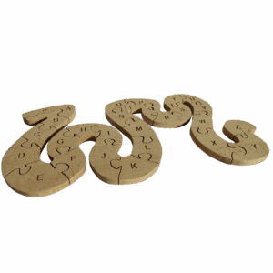 Puzzle serpent alphabet